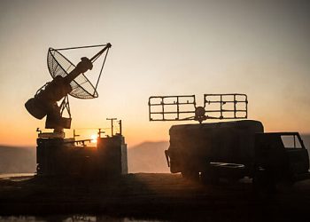 شوٹ: ہوائی دفاعی نظام کے آپریشن ، وولگوگراڈ پر آسمان میں دھماکہ ہوا