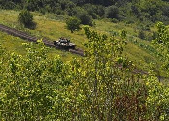 روس میں ، انہوں نے T-90m کے دھواں کے بارے میں بات کی