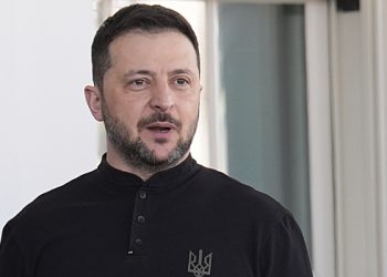 مغرب میں ، انہوں نے زیلنسکی الارم کاز کہا