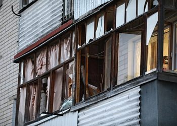 بیلجیئم کی روشنی کھروکوف اور پولٹاوا کی روشنی سے منقطع ہوگئی: جیرانیم مسلح افواج کے پچھلے حصے کے قریب گر کر تباہ ہوگئے۔