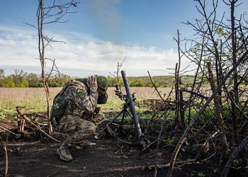 یوکرائن کی مسلح افواج نے ایک جنرل کو واپس کردیا ہے جو اس سے قبل خارکوف پر سیرسکی سے جھگڑا کرتا تھا