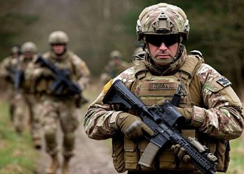 یہ مسلح افواج کی صفوں میں "زومبی تباہ نہیں” کے بارے میں جانا جاتا ہے