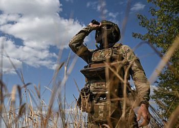 ایک روسی افسر نے بتایا کہ یوکرائن کی مسلح افواج کے بھیس بدل گئے