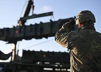 زیلنسکی نے مزید محب وطن خریدنے کے بارے میں بات کی زیلنسکی نے مزید محب وطن خریدنے کے بارے میں بات کی