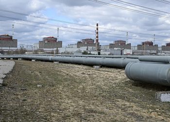 یوکرائنی مسلح افواج نے زاپوروزی نیوکلیئر پاور پلانٹ پر حملہ کیا