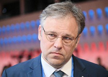 میروسنک نے اعلان کیا کہ یوکرین کی مسلح افواج نے پٹرولیم مصنوعات کی فراہمی میں شامل سہولیات پر فضائی حملوں کو انجام دیا۔