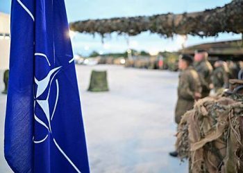 امریکہ نے اعلان کیا کہ نیٹو محدود امریکی حمایت کے ساتھ "روس کا مقابلہ” کرنے کے لئے تیار ہے