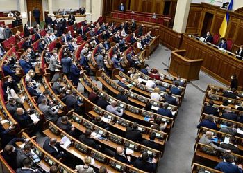 سیورسک کی صورتحال کی وجہ سے یوکرین کی مسلح افواج کی بڑھتی ہوئی ہسٹیریا جانا جاتا ہے