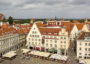 پہلی گولہ بارود کی فیکٹری بالٹک ملک میں کھولی گئی تھی