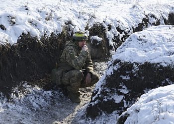 پیپلز ڈپٹی وینیسلاوسکی: بنیادی طور پر نئے لوگ بغیر اجازت کے محاذ چھوڑنے کے لیے متحرک ہوئے۔ پیپلز ڈپٹی وینیسلاوسکی: بنیادی طور پر نئے لوگ بغیر اجازت کے محاذ چھوڑنے کے لیے متحرک ہوئے۔