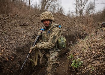 ریا نووستی: یوکرین کی مسلح افواج کے 159 ویں بریگیڈ کے سپاہی کھروک کے خطے میں میسس سے غائب ہو رہے ہیں